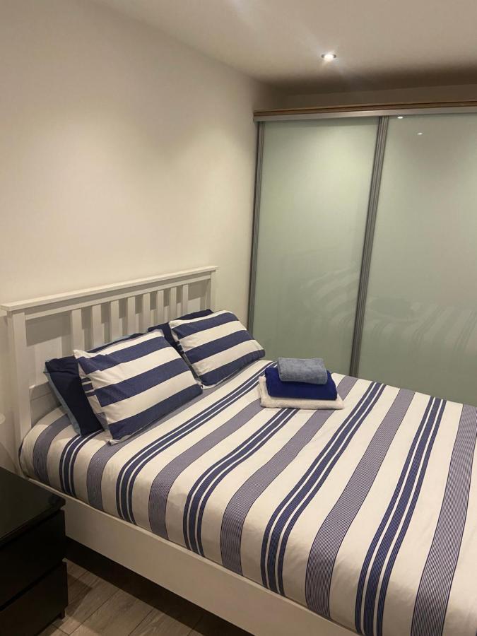 Spacious One Bedroom Ground Floor Apartment Harrogate Luaran gambar